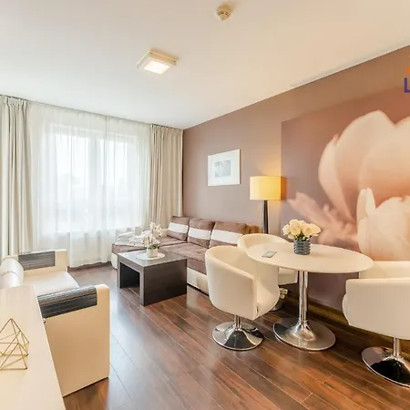 アパート Laba Diva Prywatny コウォブジェク